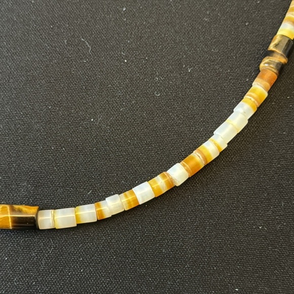 Vintage 70's Puka Shell Tiger Eye Beaded Necklace Chocker Twist Closure - Picture 7 of 9